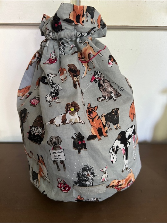 Vera Bradley Handbags - Vera Bradley Best In Show Puppy Dog Printed Lined Ditty Bag